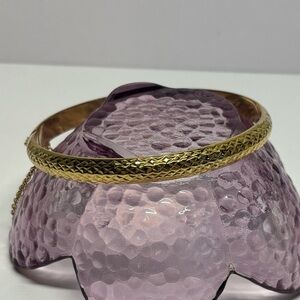NWT 18K Yellow Gold Over Sterling Silver Diamond Cut Hinged Bangle Bracelet